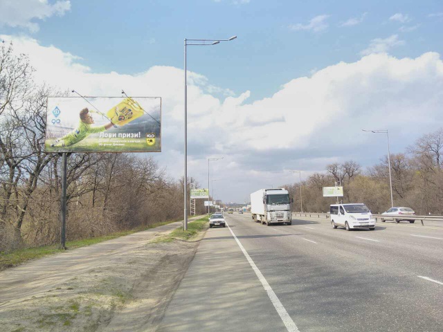Щит 6x3,  Столичное шоссе 170м. до ул. Новопироговской, слева в сторону Обухова