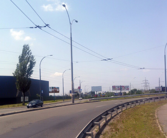 Щит 6x3, Московский пр-т, съезд на Набережно-Рыбальскую (перед въездом на Московский мост). ТРЦ Блокбастер Щит 6x3, Московский пр-т, съезд на Набережно-Рыбальскую (перед въездом на Московский мост). ТРЦ Блокбастер