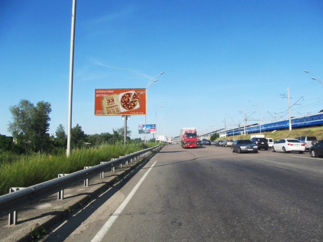 Щит 6x3,  Дарницьке шосе (СТО, ЖК Причал), 300 м до повороту на Сортувальна вул., в напрямку Дарницького мосту